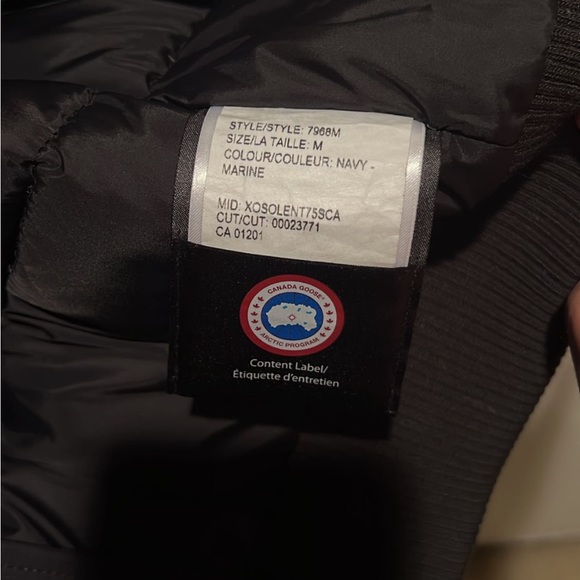 Men’s Canada Goose Puffer - Picture 4 of 5
